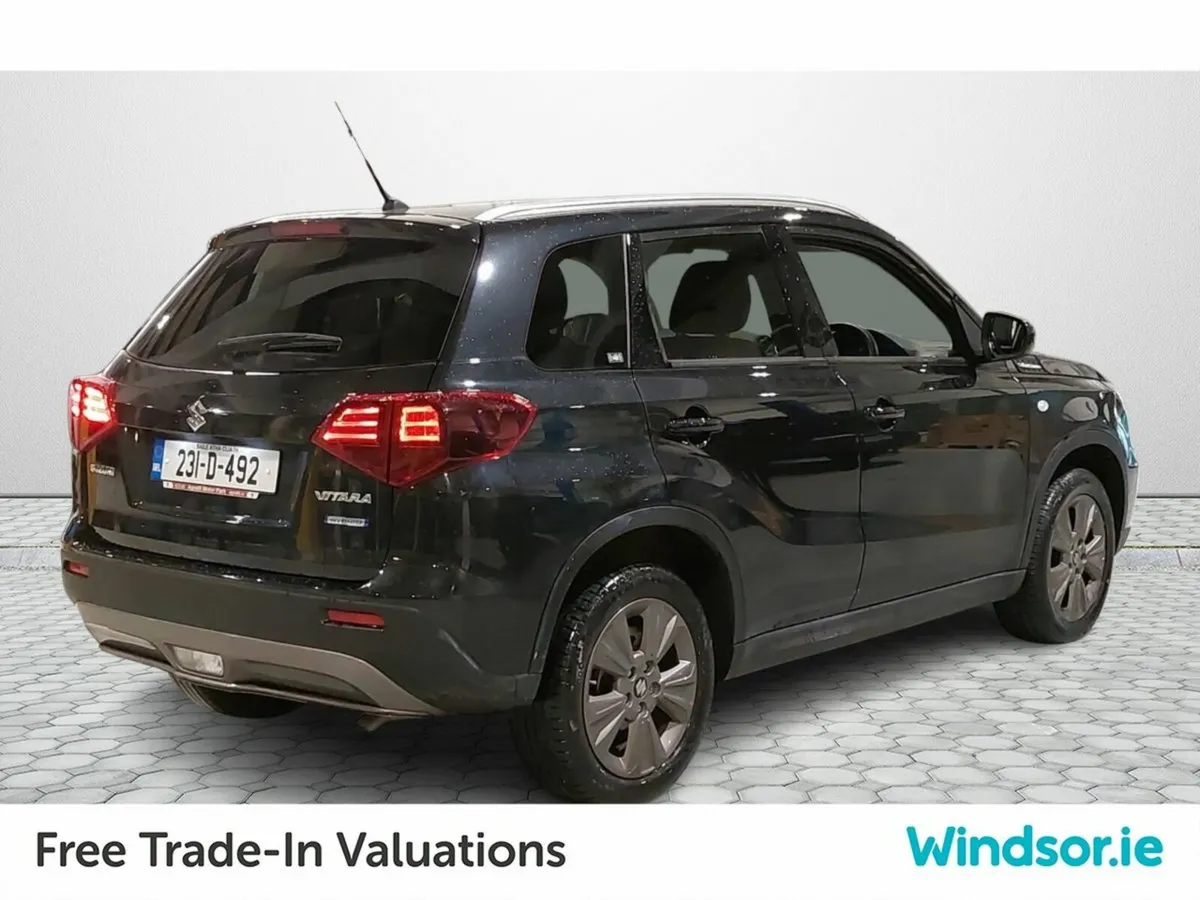 Suzuki Vitara 1.4 Hybrid SZT MT - Image 2