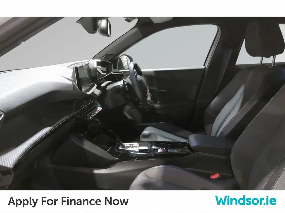 Peugeot 2008 1.2 Puretech 130bhp Auto Allure - Image 3