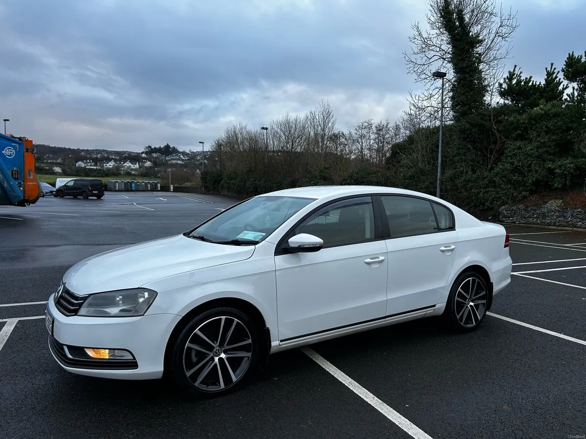 12 VW Passat Diesel Long NCT Cheap Tax Mint Car - Image 2