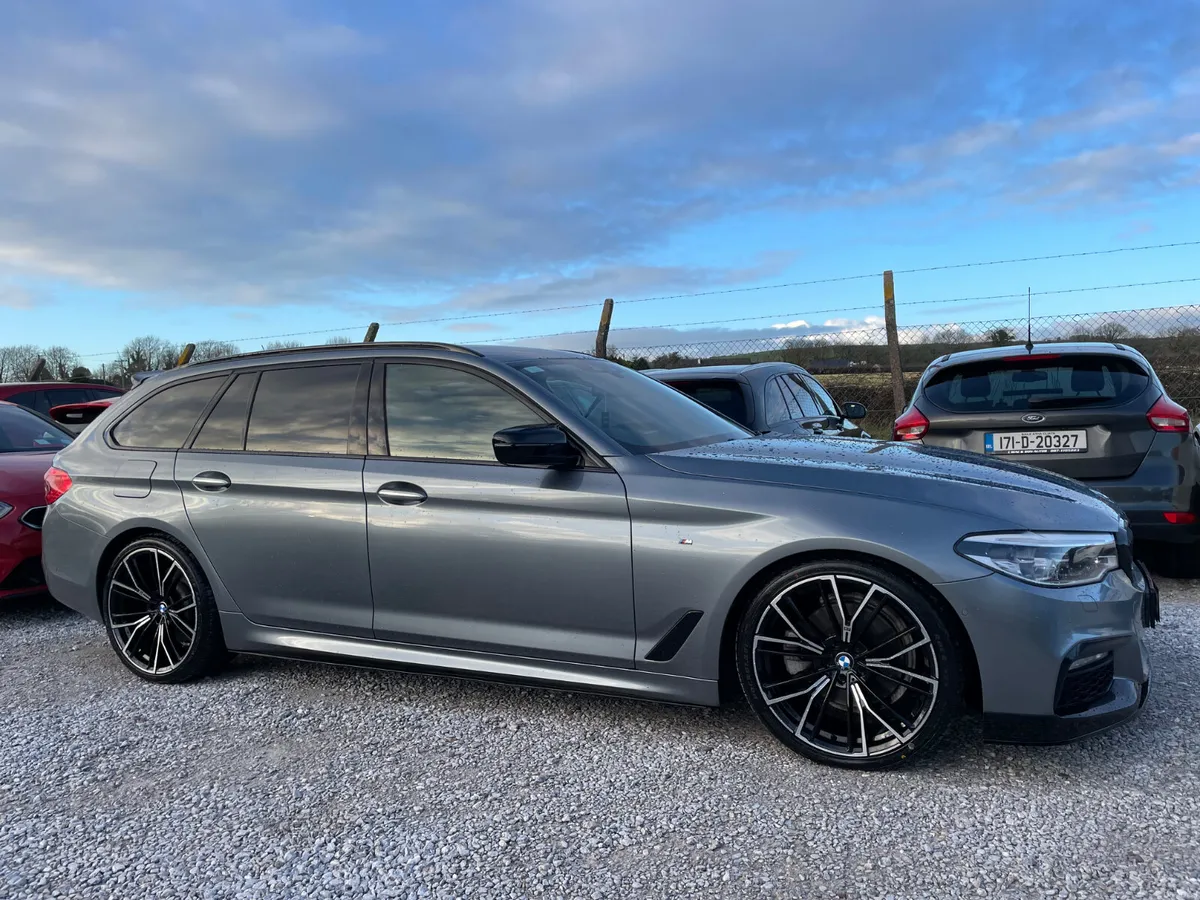 BMW 520D M-Sport Touring - Image 6