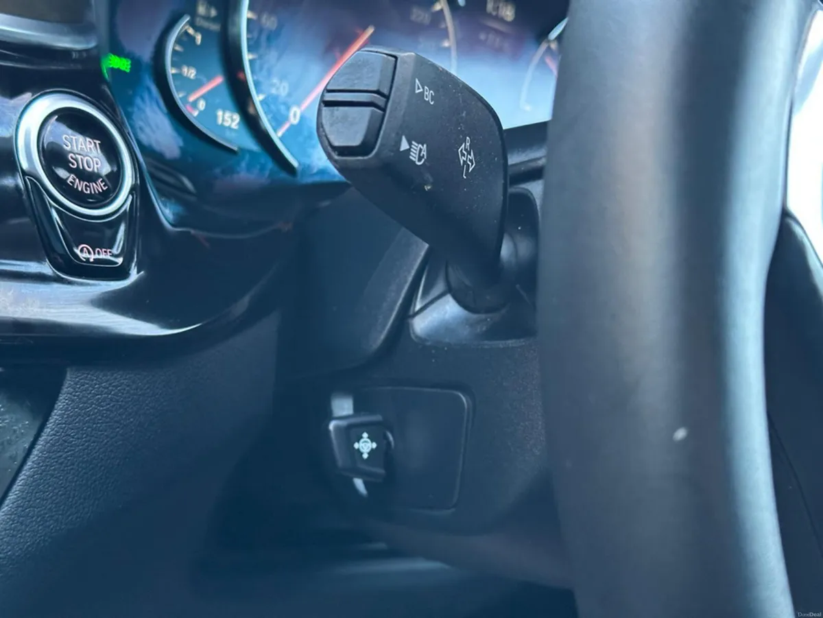 BMW 5-Series 2.0L Diesel M-SPORT Sunroof/Electric - Image 3