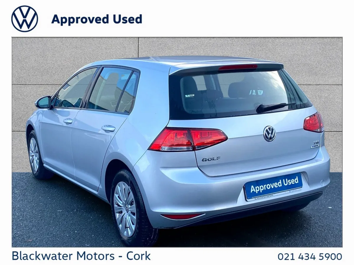 Volkswagen Golf 1.2 85BHP TRENDLINE - Image 4