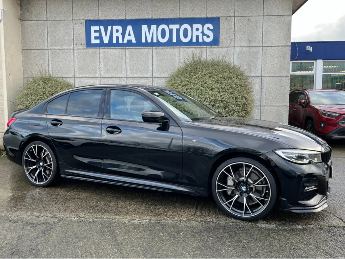 BMW 3-Series 330e M-SPORT AUTOMATIC 2.0 PETROL PLU - Image 3