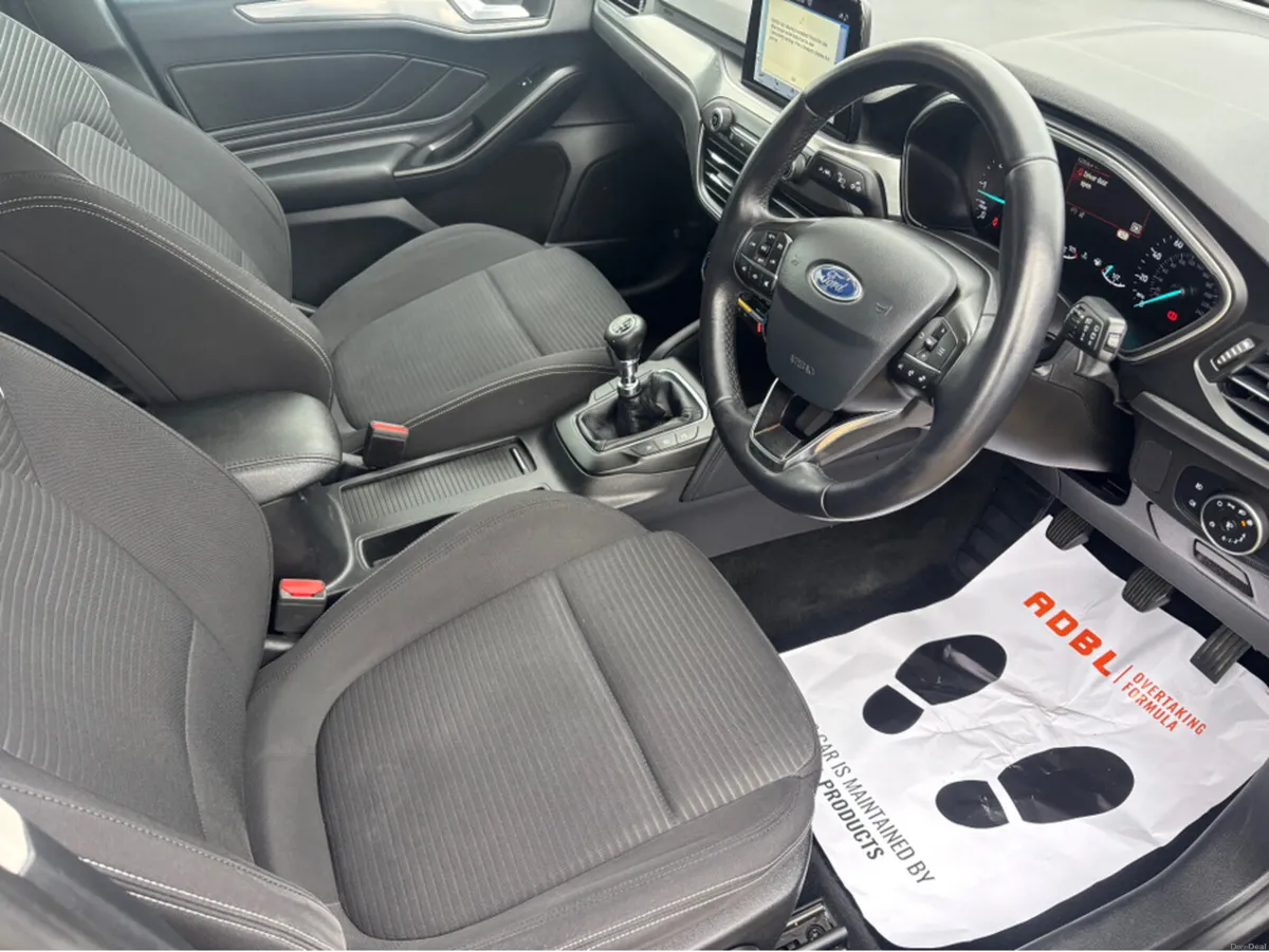 Ford Focus 1.5 TDCI TITANIUM 120PS 6SPEED 5DR - Image 2