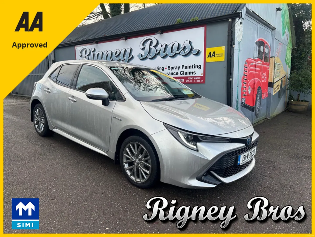 Toyota Corolla HYBRID SOL H/B 4DR AUTO - Image 1