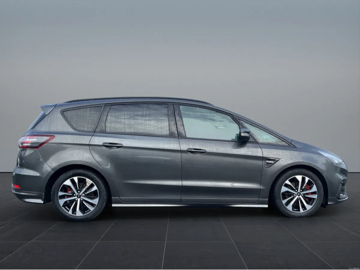 Ford S-Max ST-LINE  190 BHP AUTO - Image 2