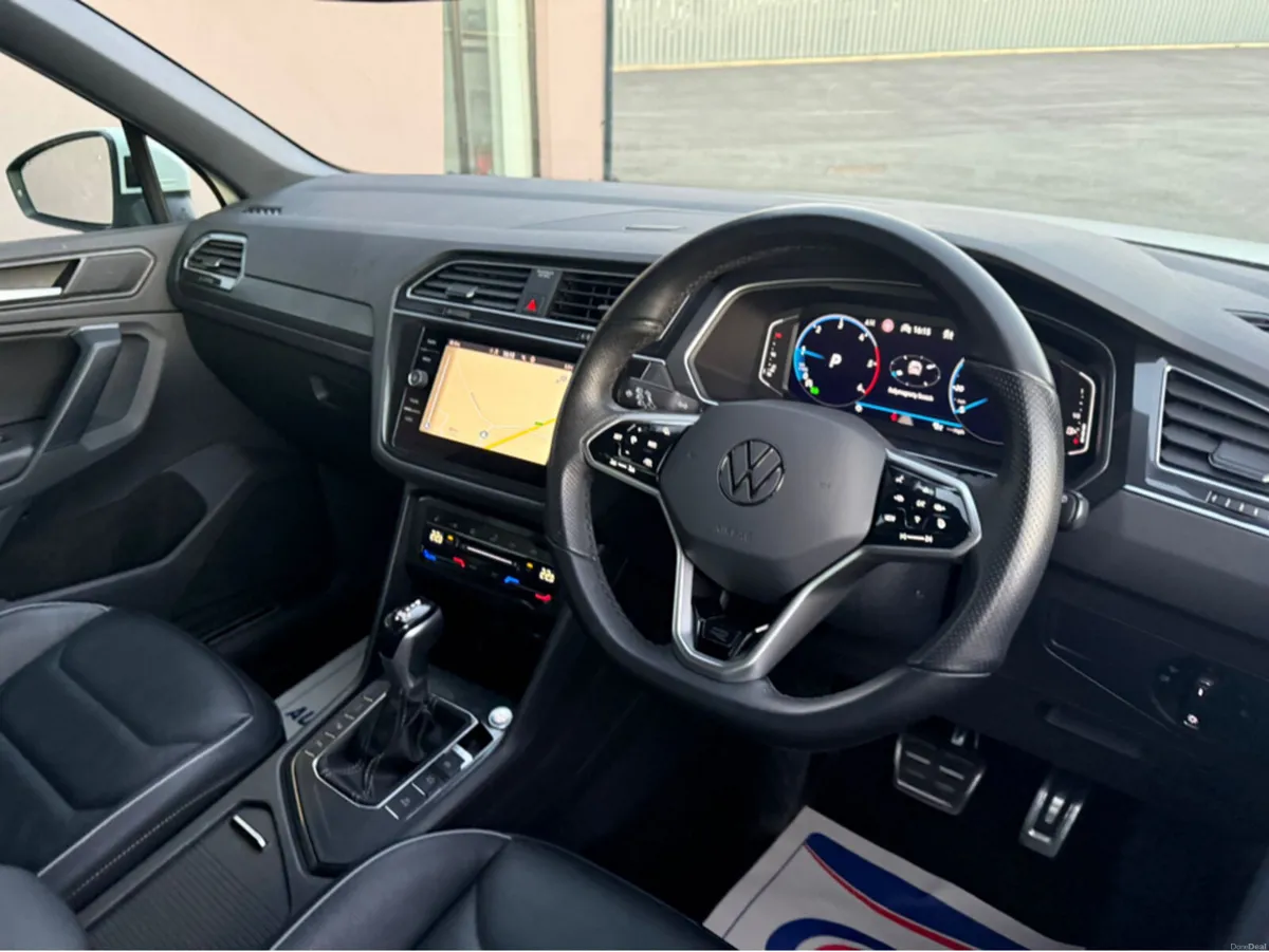 Volkswagen Tiguan JUST IN! R-LINE TDI S-A DSG - Image 3