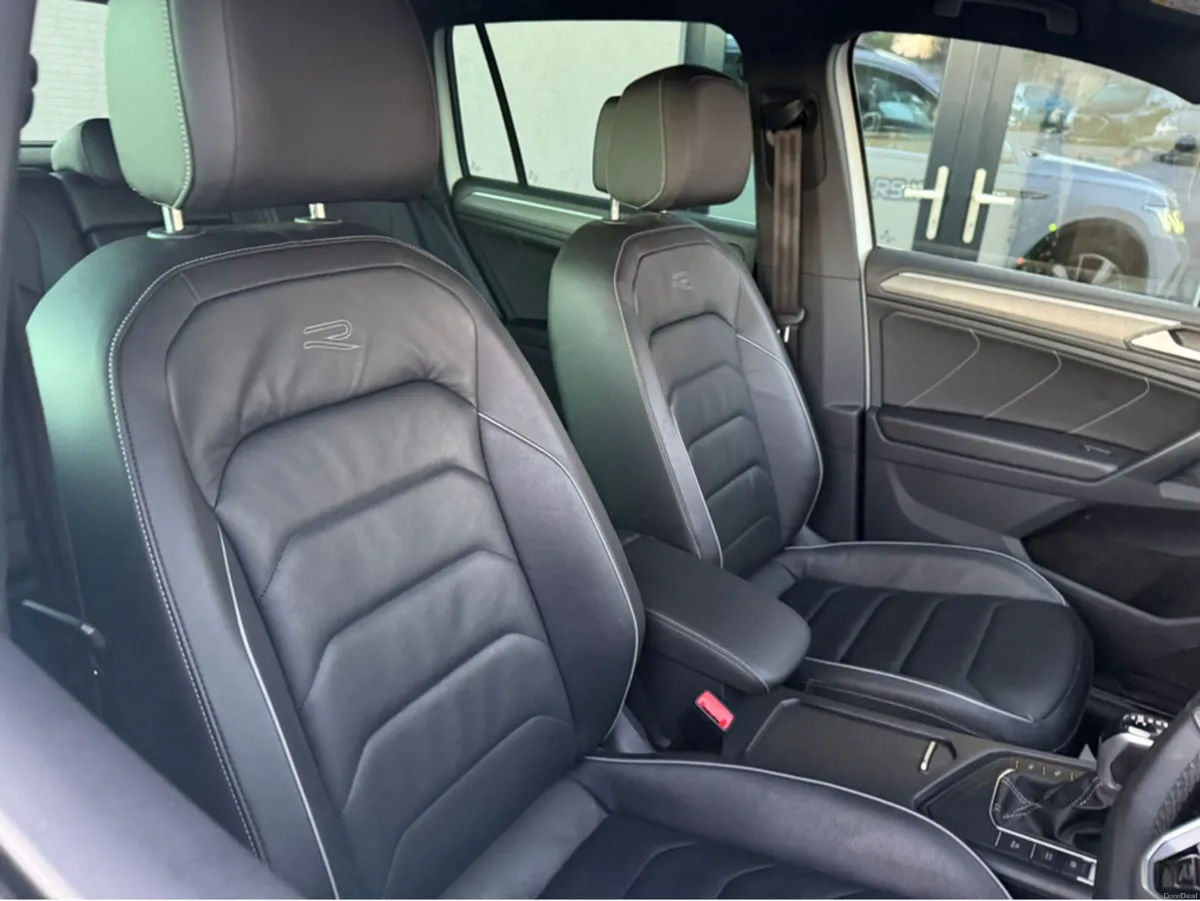 Volkswagen Tiguan JUST IN! R-LINE TDI S-A DSG - Image 4