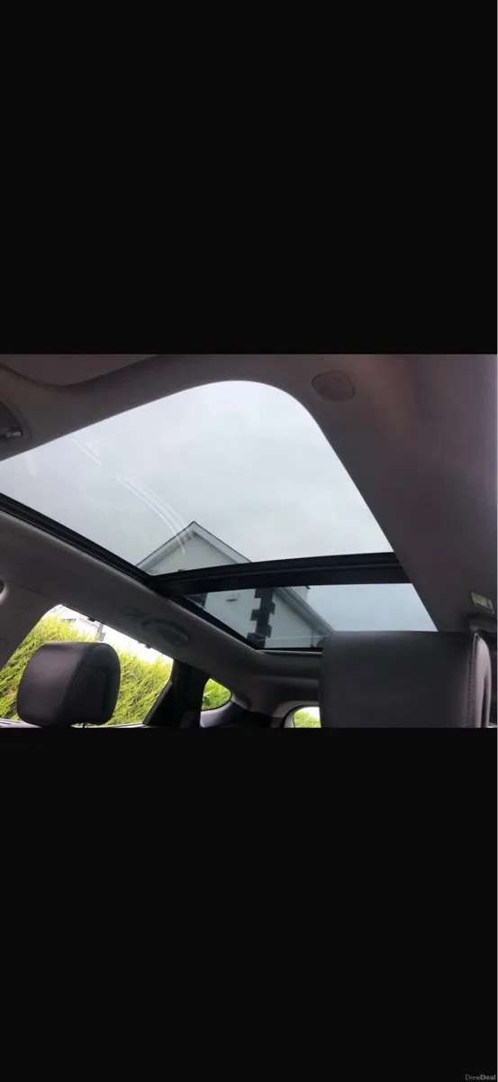 2014 Hyundai Santa Fe LEFT HAND DRIVE AUTO - Image 4