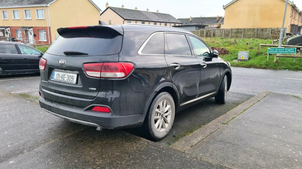 Kia Sorento 2017 Bargain - Image 4