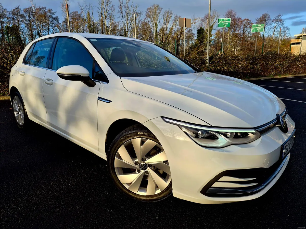 2022 VOLKSWAGEN GOLF 1.5 TSI LIFE LOW MILES - Image 1