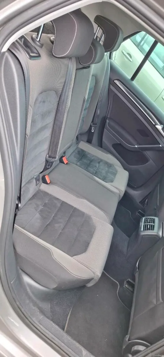 VW golf Mk7 1.2Tsi Highline (NOT NEGOTIABLE) - Image 4