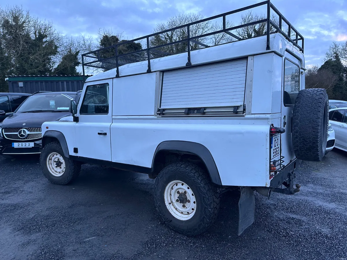2012 Land Rover Defender With Hard Roof - Image 5