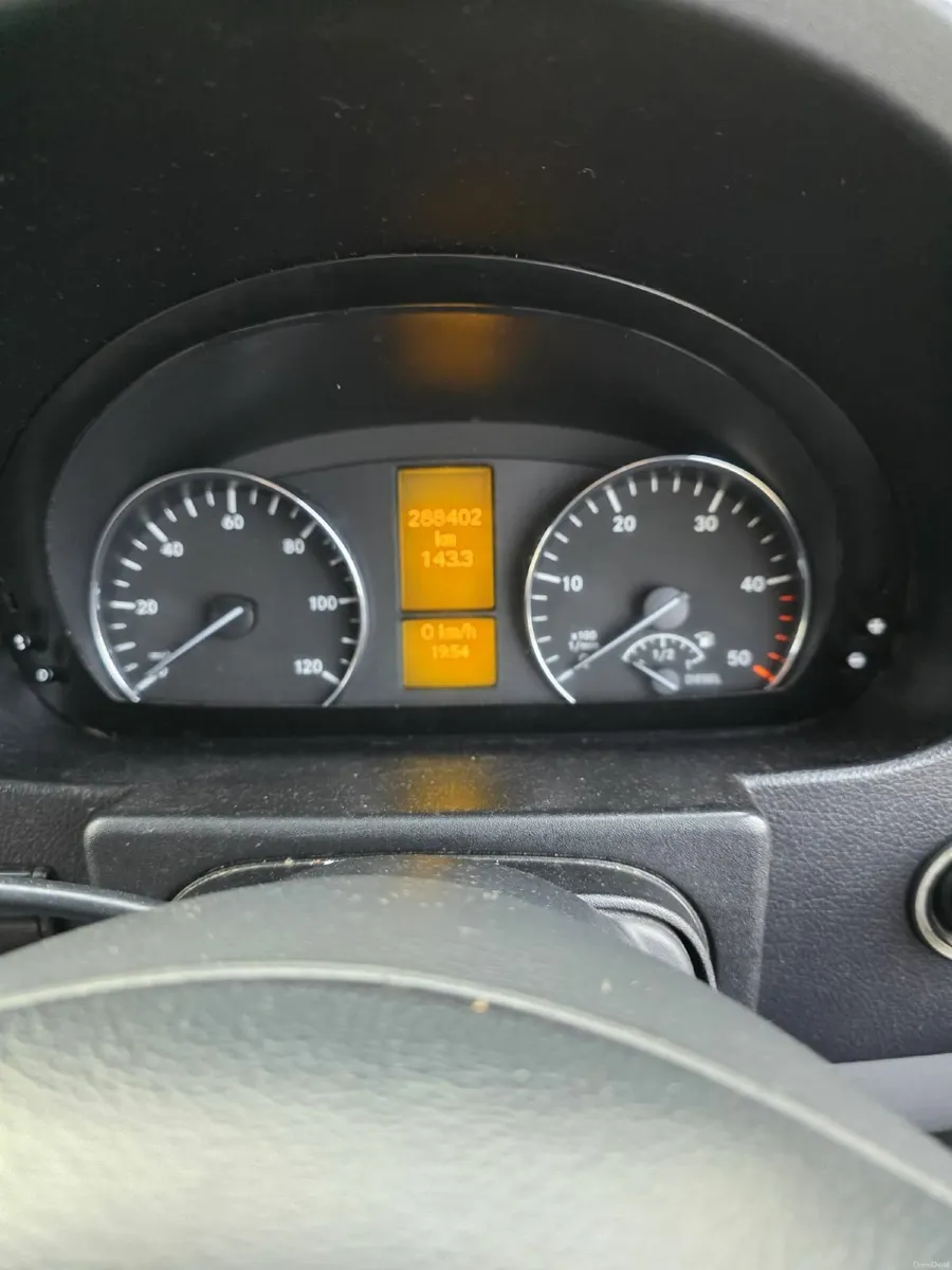 Mercedes sprinter van - Image 2