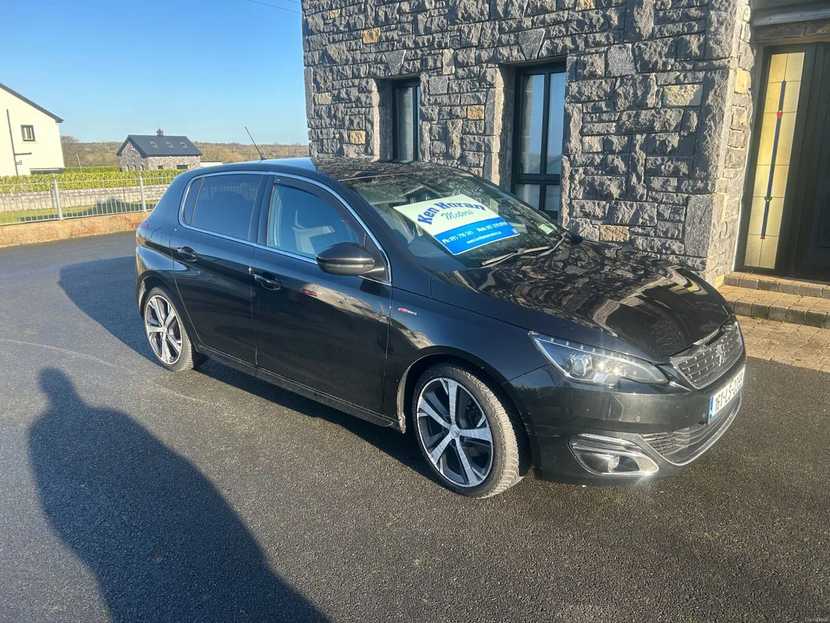 Peugeot 308 1,2 Petrol 2016 - Image 1