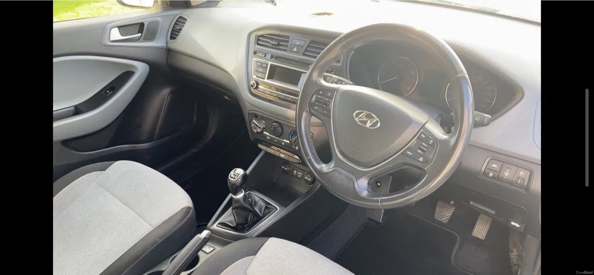 Hyundai i20 1.2 deluxe - Image 4