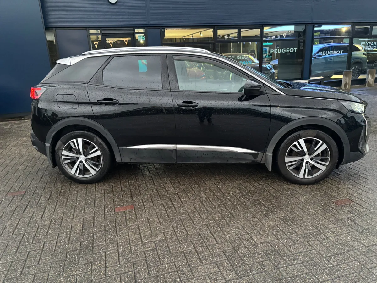 Peugeot 3008 2022 - Image 3