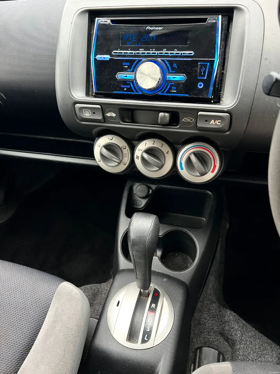 Honda Fit 2007 1.3 Petrol Automatic new nct 5/27 - Image 2