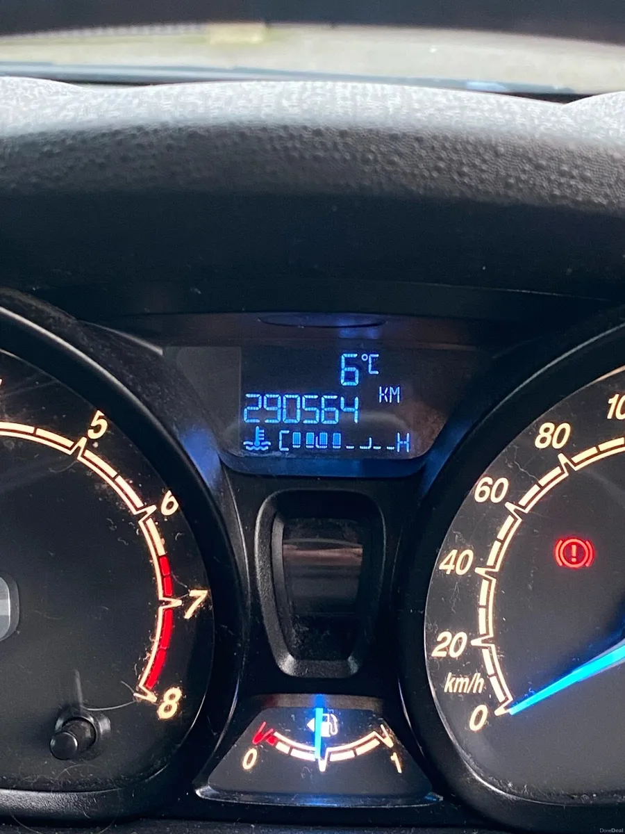 Ford fiesta - Image 4