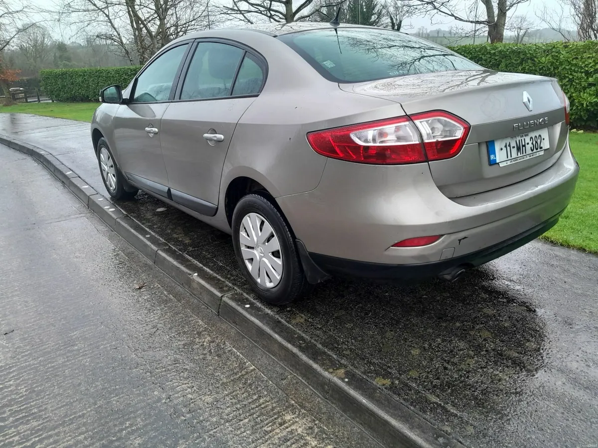 2011 Renault Fluence 1,5 l tax 03/26 nct 05/26 - Image 4