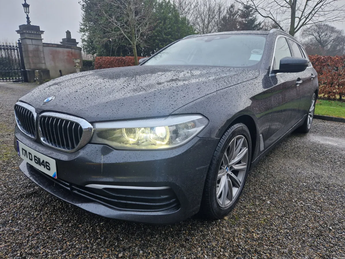 BMW 520, AUTO ,TOURING,LOW KMS, WARRANTY & FINANCE - Image 4