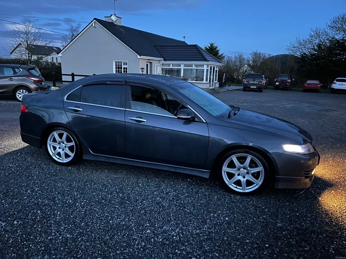 Honda accord type s - Image 3