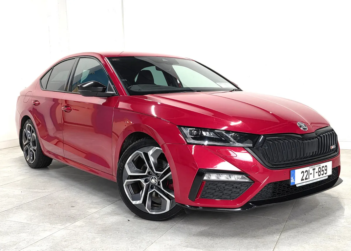 2022 Skoda Octavia 2.0 Tdi RS DSG - Electric Seats - Image 1