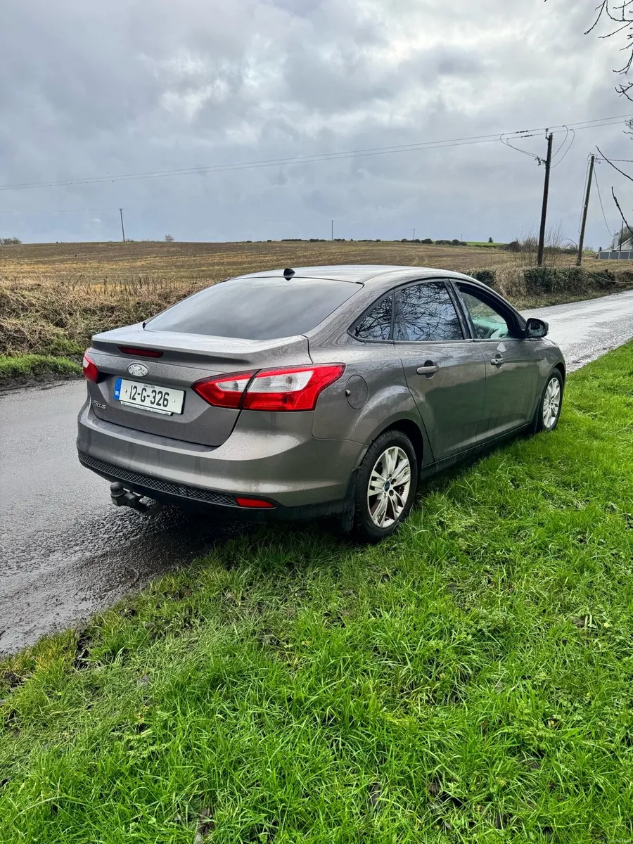 2012 FORD FOCUS EDGE - NCT and TAX - MINT CONDITIO - Image 4