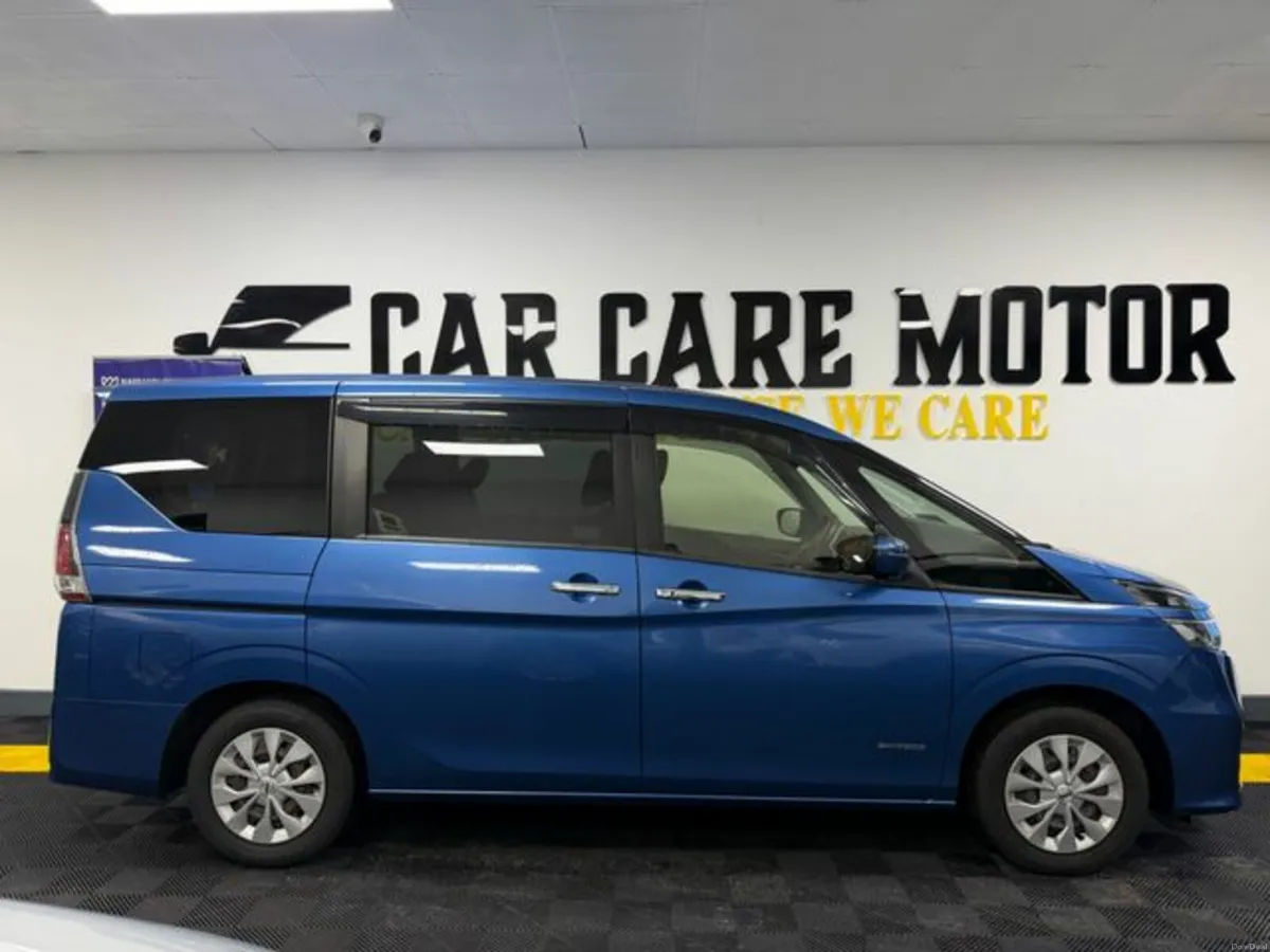 Nissan Serena 2018 Nissan Serena 2.0 Hybrid 7 Seat - Image 3