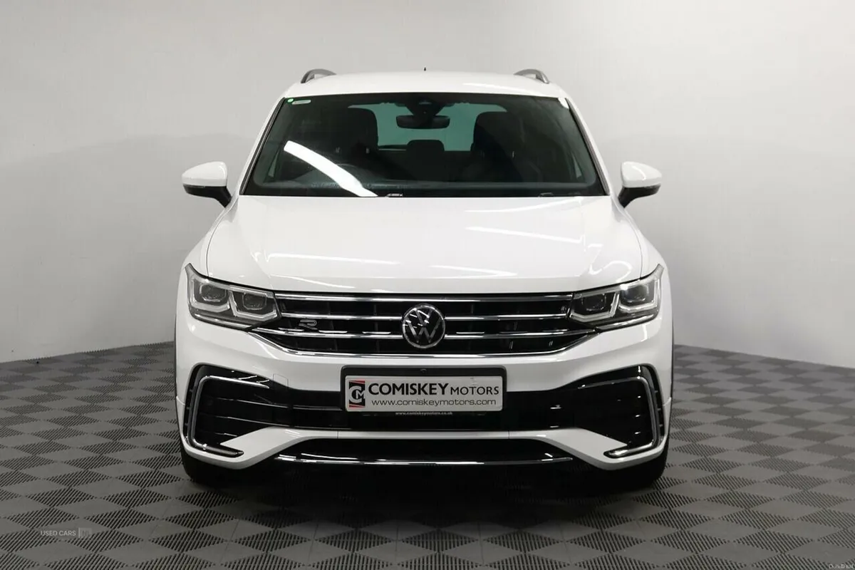 Volkswagen Tiguan TSI R-Line - Image 2