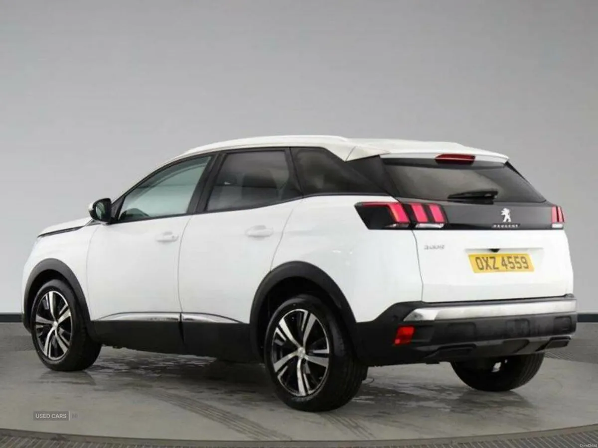 Peugeot 3008 DIESEL ESTATE - Image 3