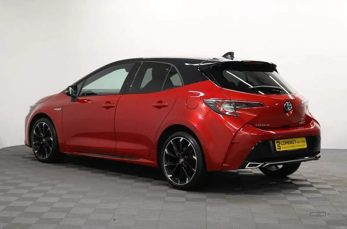 Toyota Corolla VVT-h GR SPORT - Image 4