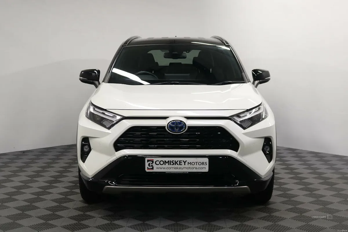 Toyota RAV4 VVT-h Dynamic - Image 2