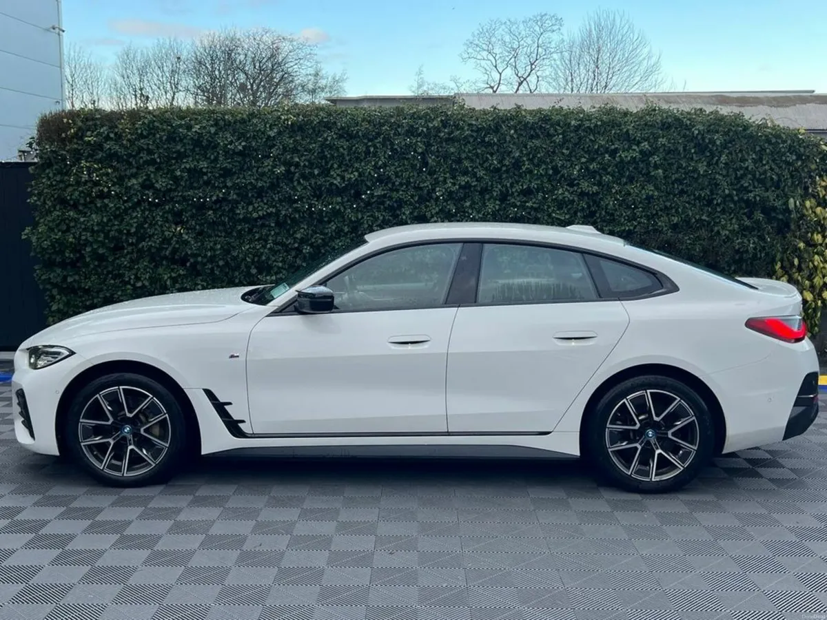 BMW i4 M-SPORT XDRIVE40e COUPE // VIRTUAL COCKPIT - Image 3