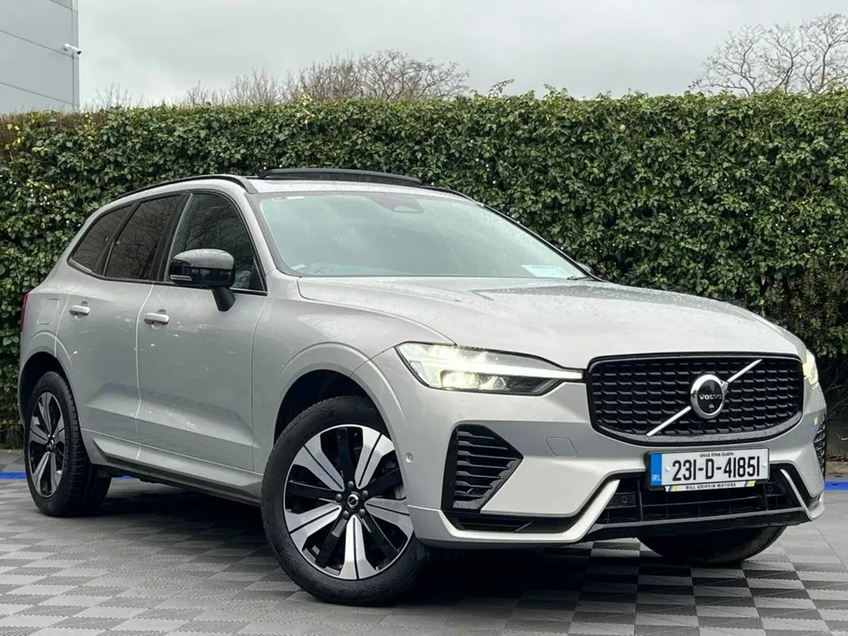 Volvo XC60 T6 PLUS DARK AWD 2.0 HYBRID // OPENING - Image 3