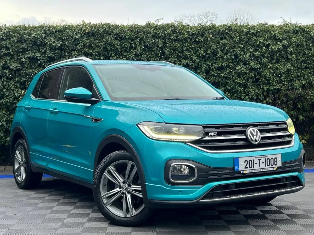 Volkswagen T-Cross R-LINE 1.6 TDI // APPLE CARPLAY - Image 1