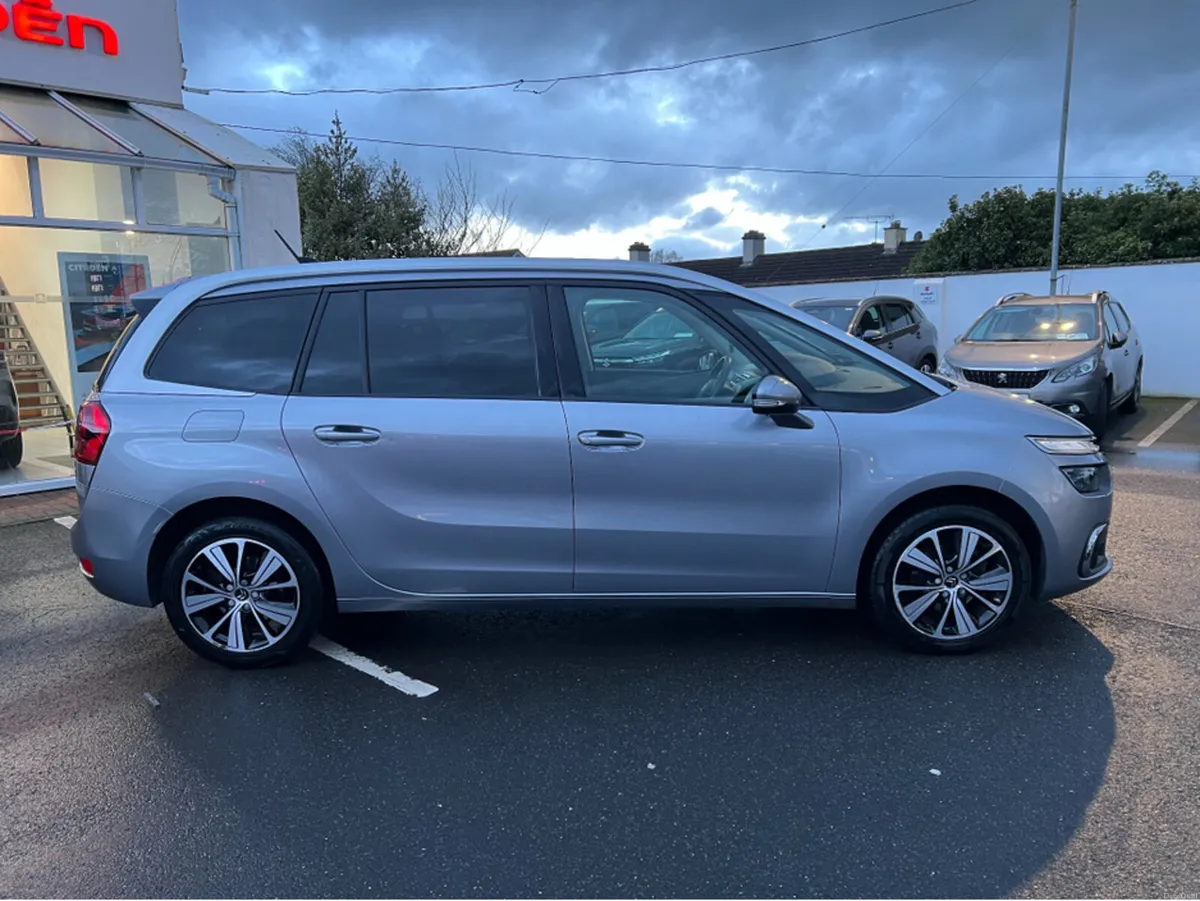 Citroen C4 Spacetourer GRAND S/TOURER 1.5 BLUE 130 - Image 2