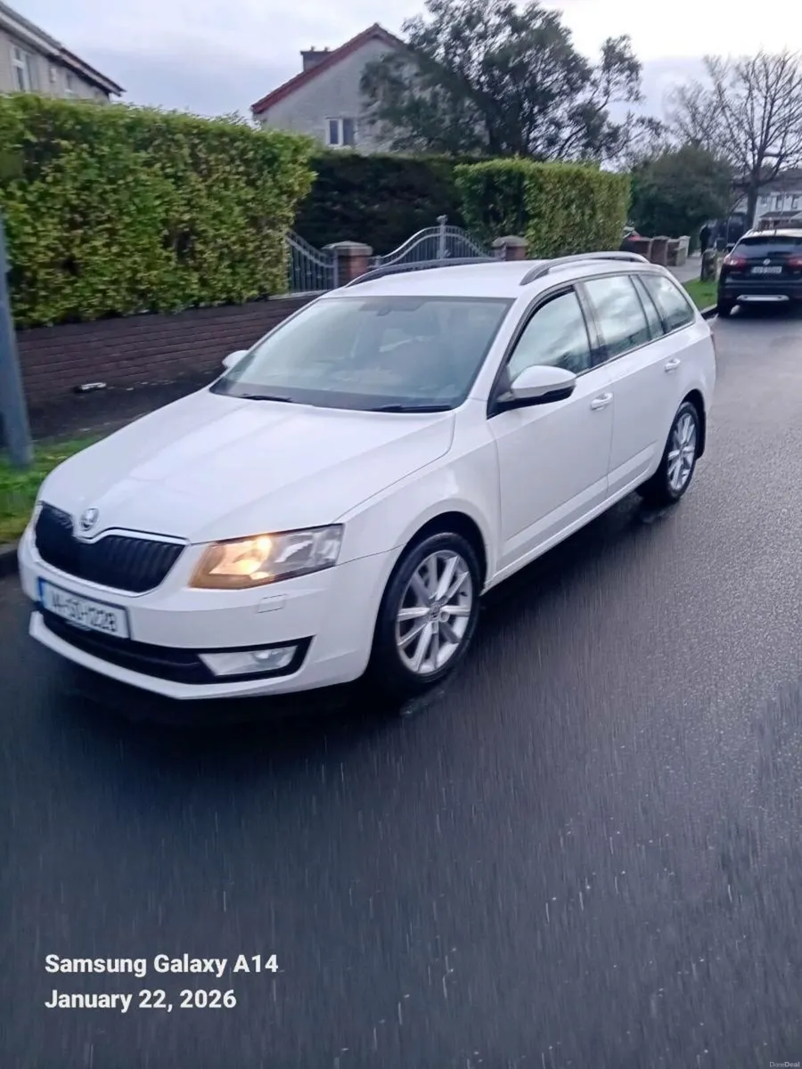 SKODA OCTAVIA 1.6 TDI ELEGANCE - Image 2