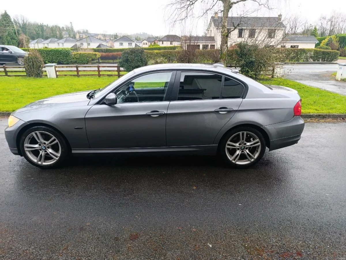 BMW 320D - Image 2
