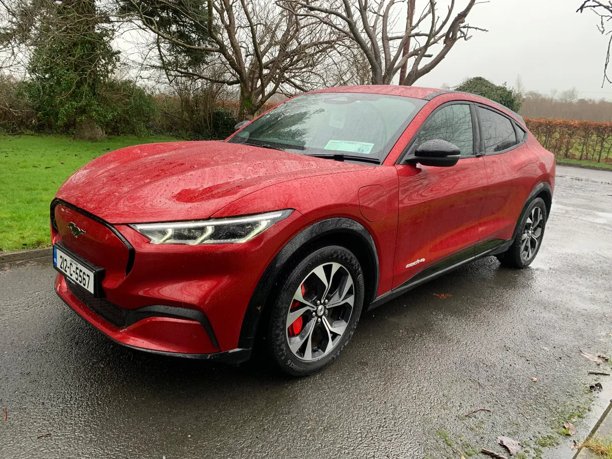 Ford Mustang Mach-E 2021 - Image 4