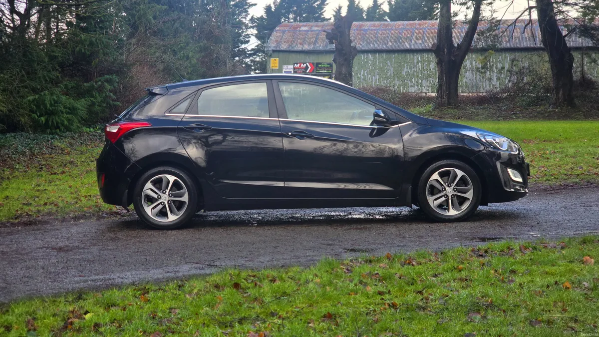 2016 Hyundai i30 1.4 Petrol Deluxe - Image 3