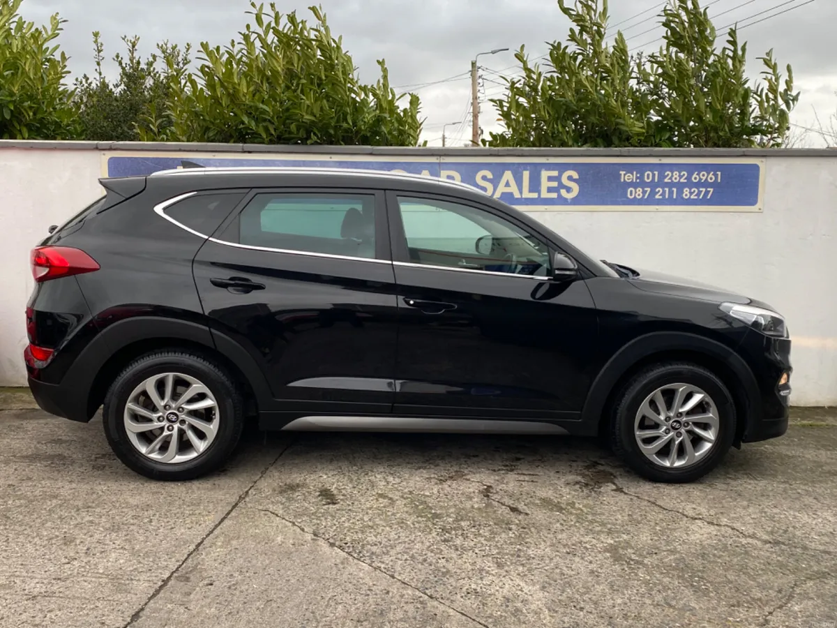 Hyundai Tucson Premium Edition Very Hi Spec - Image 4