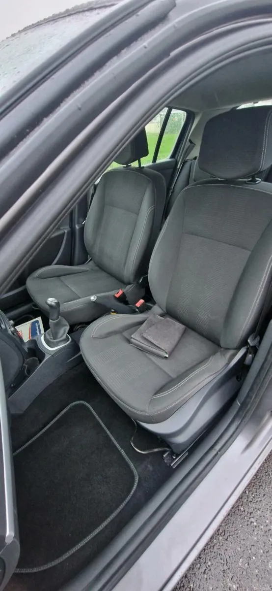 Renualt clio 1,1 L petrol ⛽️ Nct low km - Image 4