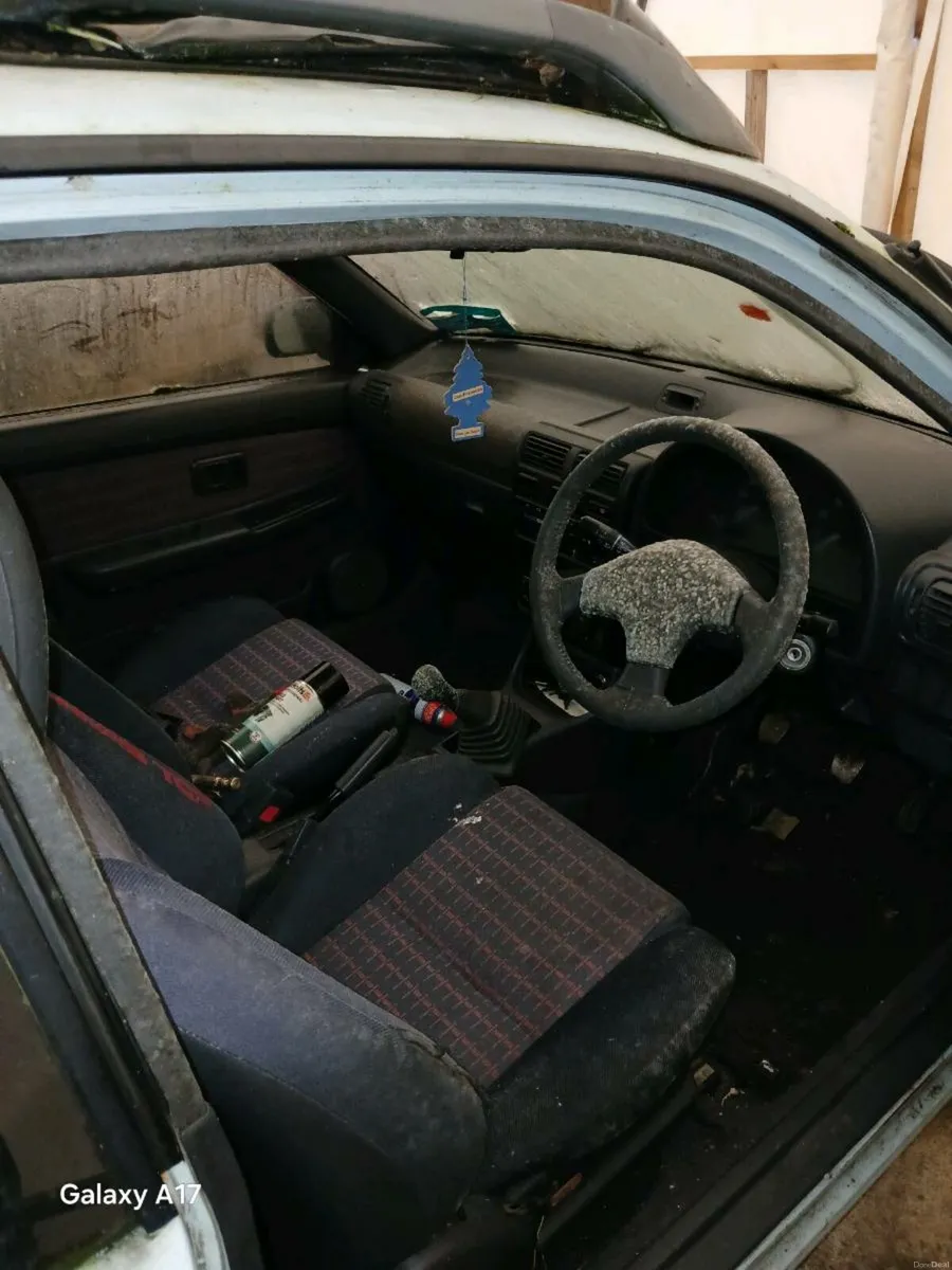 1990 canvas top Toyota starlet - Image 3