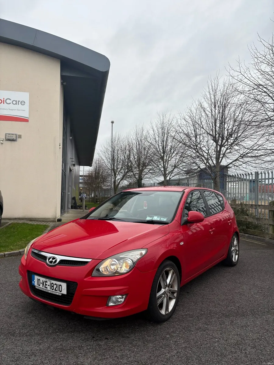 2010 Hyundai i30 - Image 2