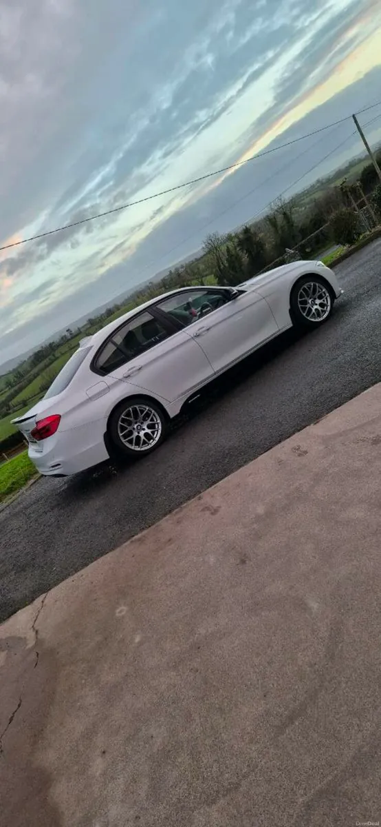 2017 BMW 320D F30 - Image 1
