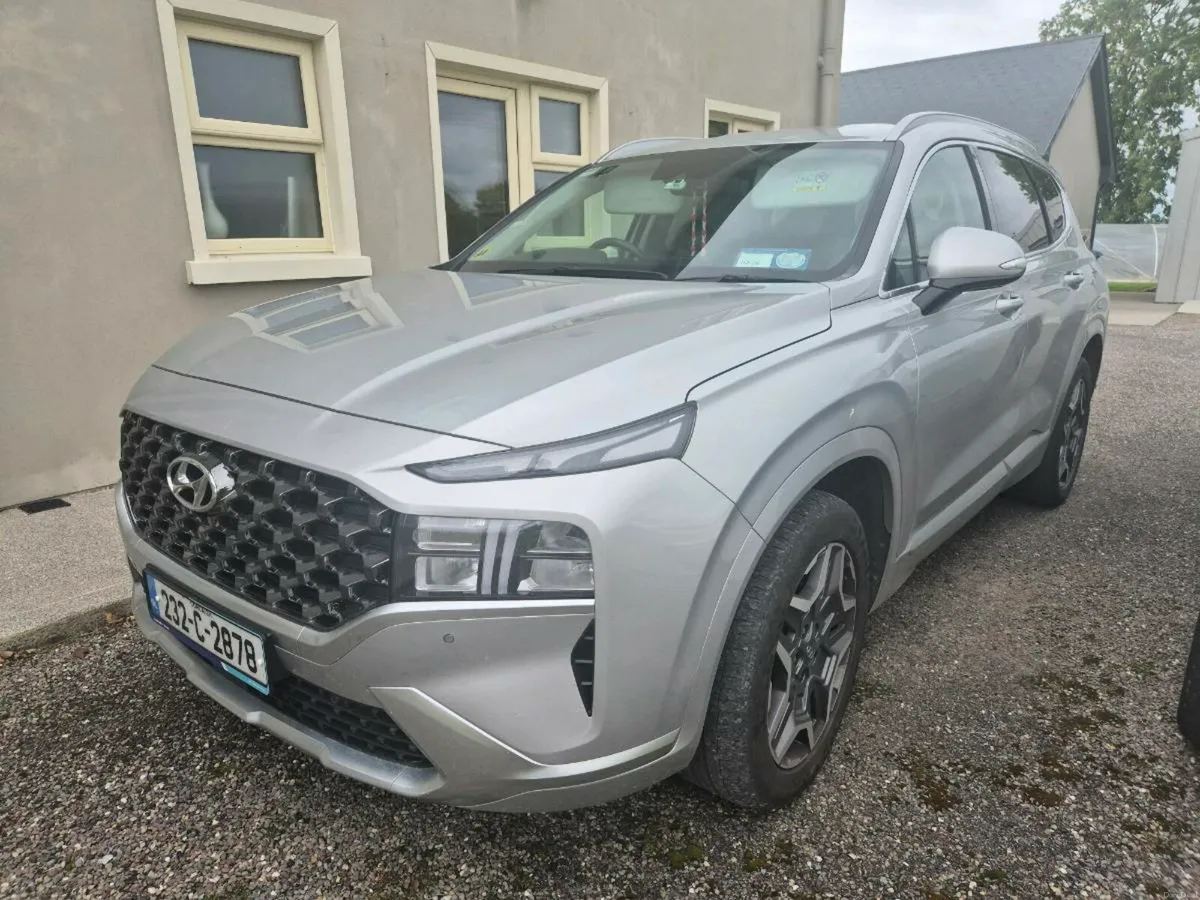 Hyundai Santa Fe - Image 1