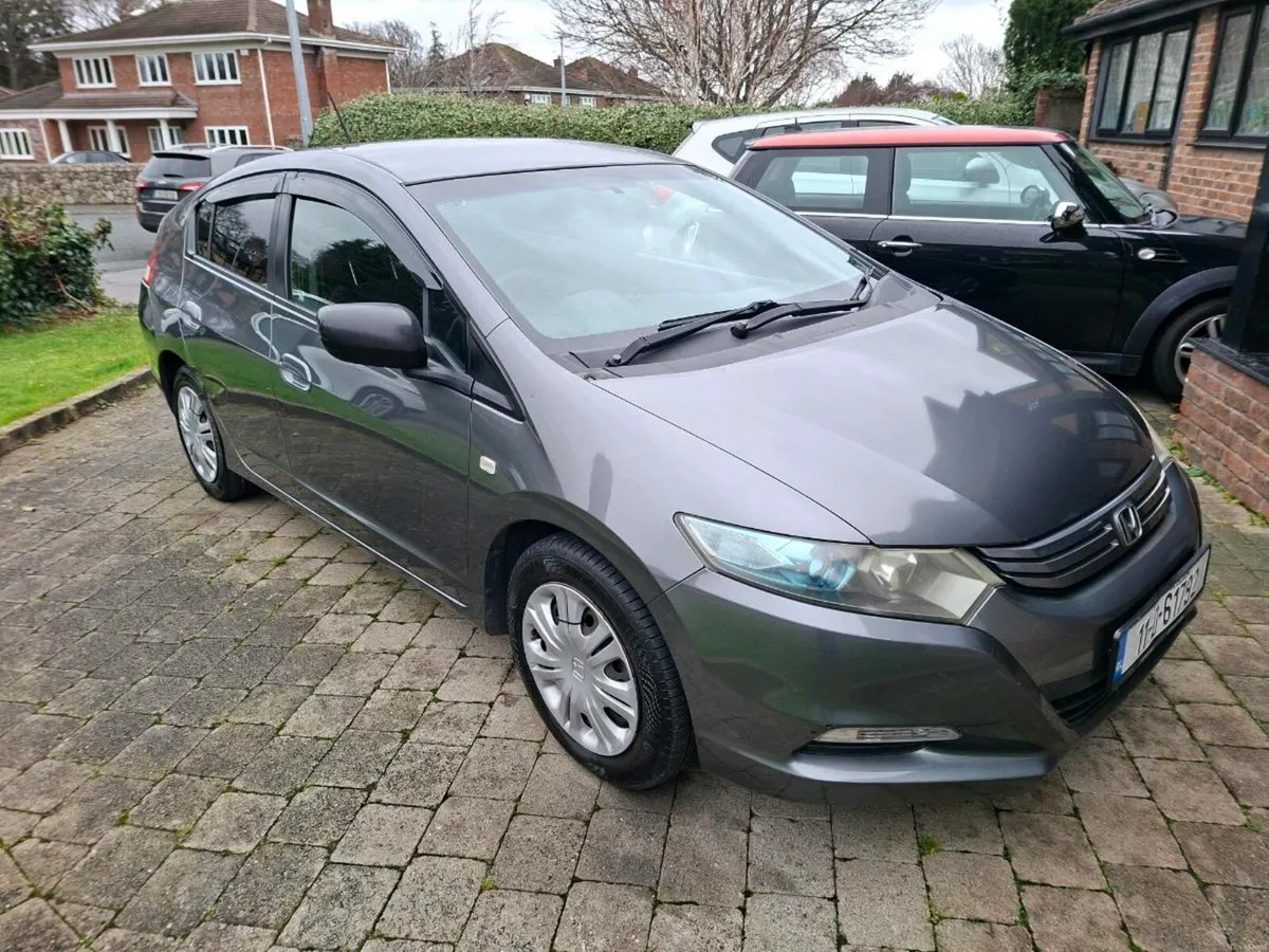HONDA INSIGHT HYBRID 1.3 2011 VERY CLEAN CAR - Image 1