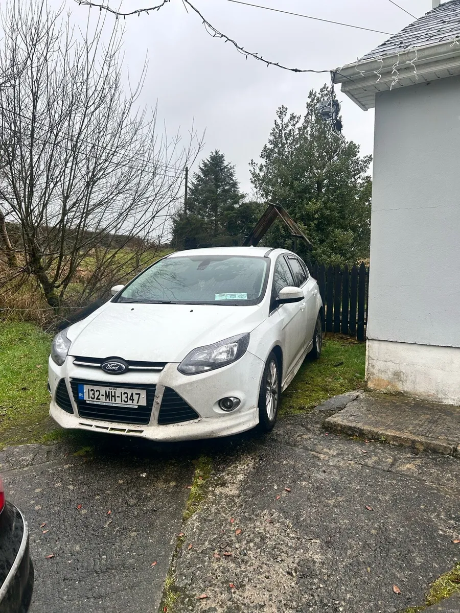 2013 ford focus - Image 2