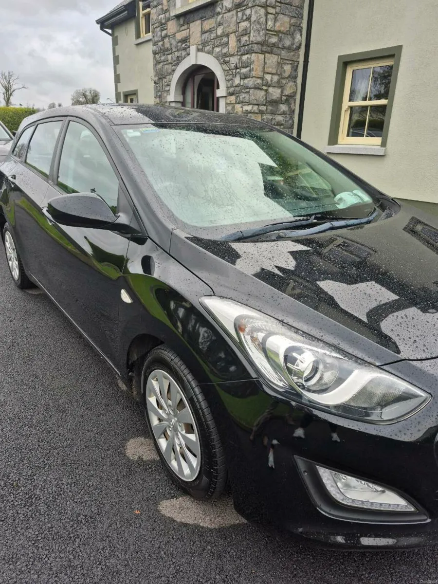2016 Hyundai i30 Estate - Image 1